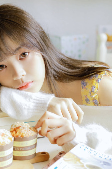 乌克兰摘花娇小视频