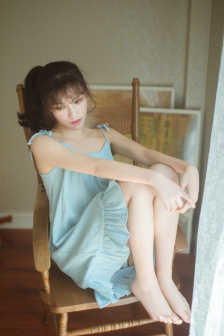 《交换:完美的邻居》在线观看